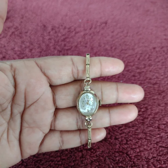 Elgin | Accessories | Womens Manual Windup Vintage Elgin  display picture 1